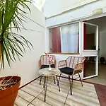 Historic Center Duplex With 3Bd Ac & Parking