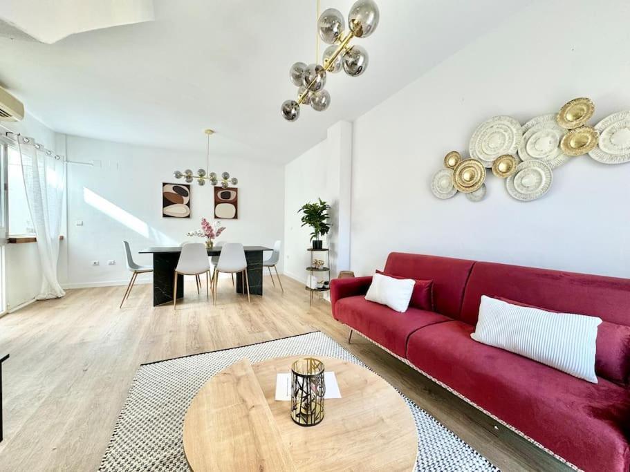 Historic Center Duplex With 3bd Ac & Parking *