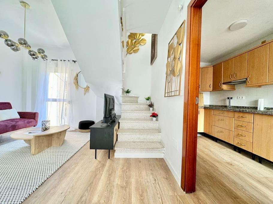 Historic Center Duplex With 3bd Ac & Parking Apartment *