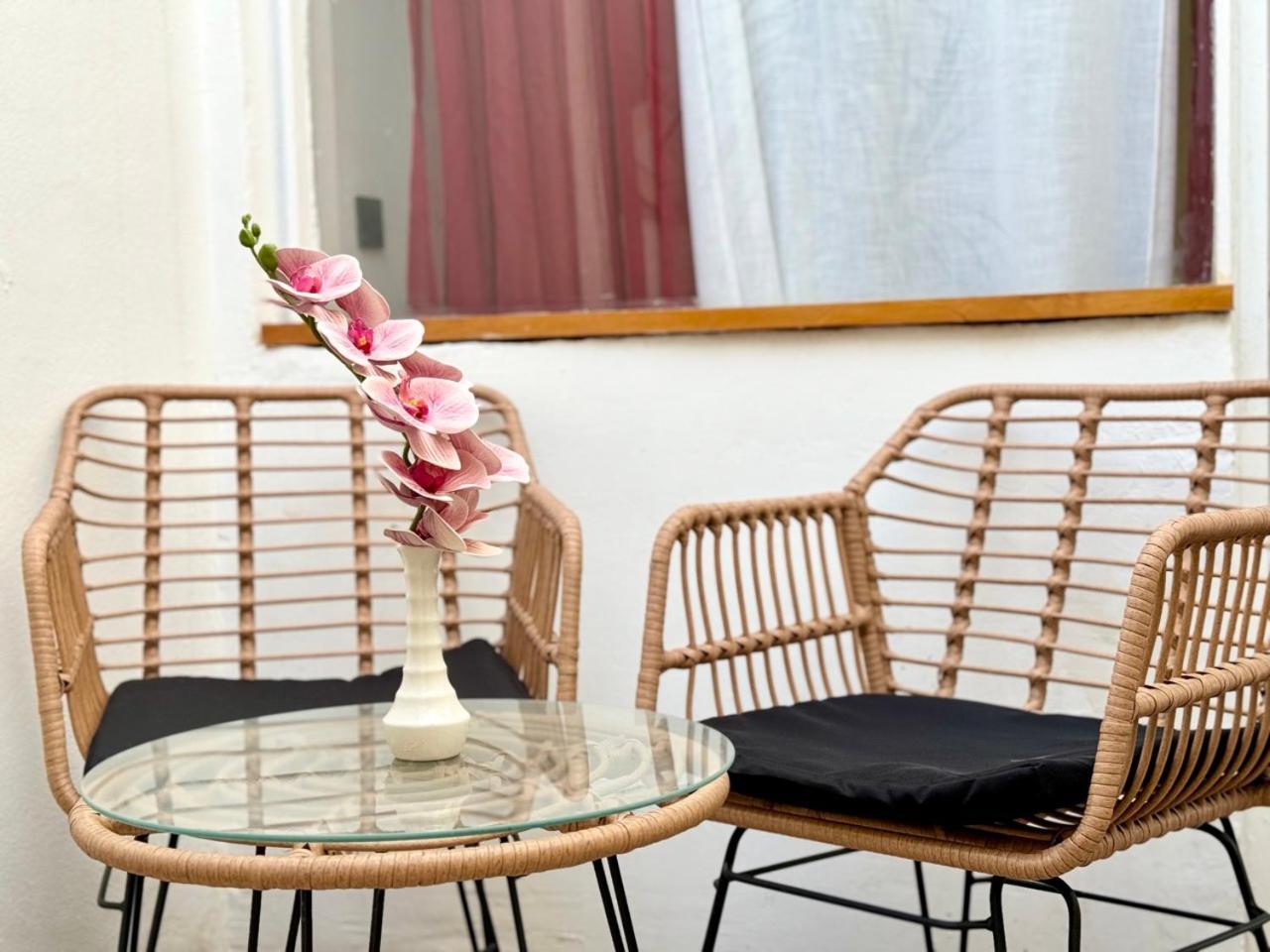 Apartment Historic Center Duplex With 3bd Ac & Parking *